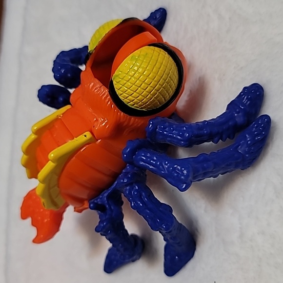 Vintage Marvel Spider-Man Sneak Attack Bug Buster Action Figure- Toy Biz 1998 - Picture 2 of 4